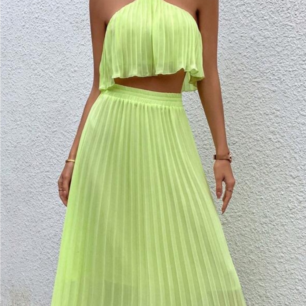 SHEIN Lime Green Pleated Skirt Set